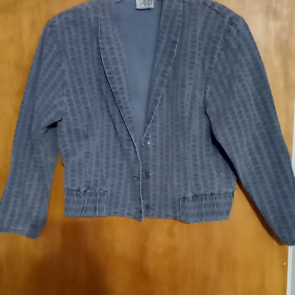 Jacket - Picture 7 of 8